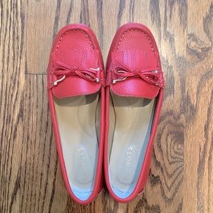 Never Worn Size 7 Talbots Loafers